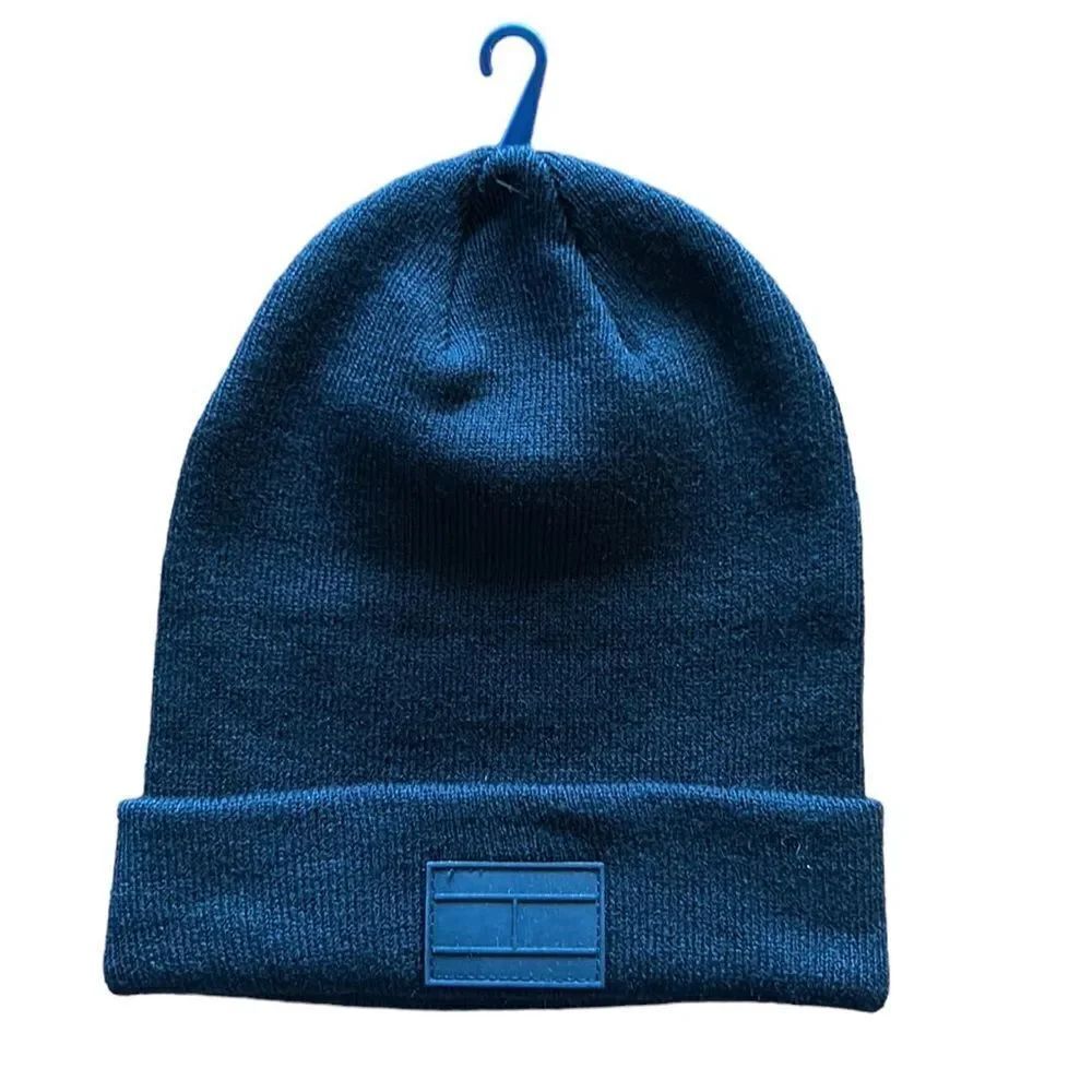 NEW Tommy Hilfiger Black Beanie